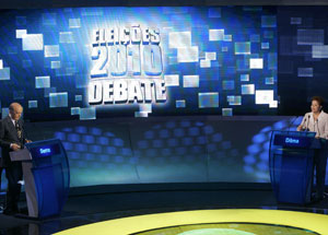 Dilma e Serra participam do primeiro debate do 2 turno