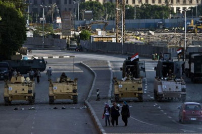 Egito prende mais dois lderes da Irmandade Muulmana