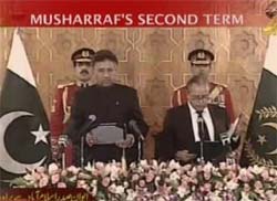 Pervez Musharraf toma posse para novo mandato 