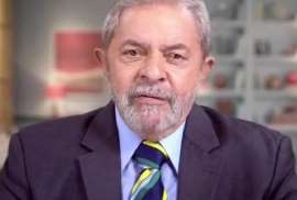 No Facebook, Lula critica Youssef e diz que Brasil virou ref