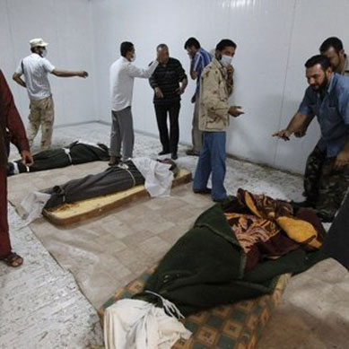 Corpo de Kadhafi foi enterrado