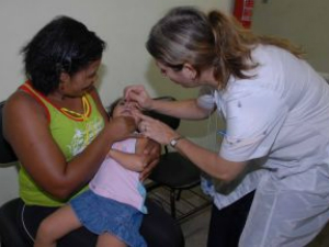 Vacinao contra plio e sarampo acontece neste sbado (13)