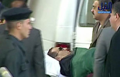 Veredicto de julgamento de Mubarak ser divulgado sbado no Egito
