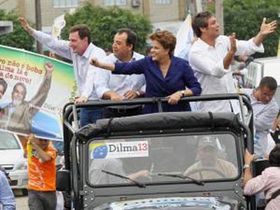 Dilma defende reforma tributria e reduo da dvida