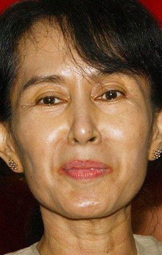 Suu Kyi agradece presena de diplomatas em julgamento 