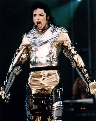 Michael Jackson usava peruca, revelou autpsia 