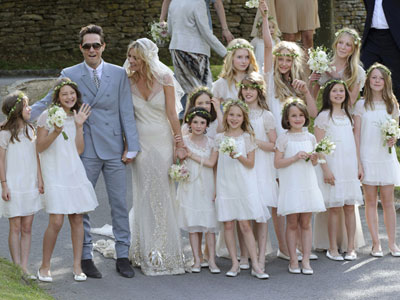 Kate Moss escolhe vestido de John Galliano para se casar 