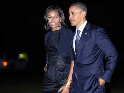 Cercado por estrelas, Obama arrecada fundos na casa de atriz