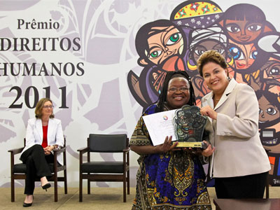 Dilma condecora 20 pessoas por atuao em prol de direitos humanos