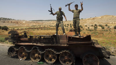 Exrcito srio e rebeldes se enfrentam pelo 4 dia em Deraa