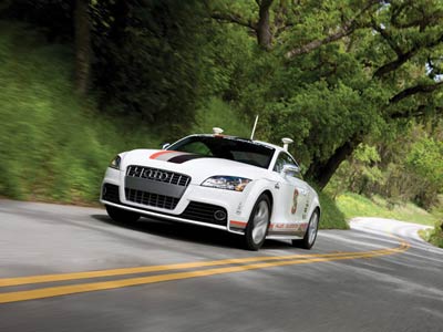Audi testa carro sem motorista