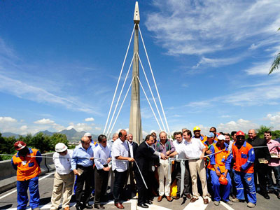 Ponte estaiada da Cidade Universitria  inaugurada no RJ
