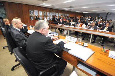 CCJ do Senado aprova Roberto Gurgel para procurador-geral da