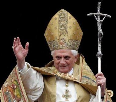 Papa vira selo na vspera de visita ao Oriente Mdio