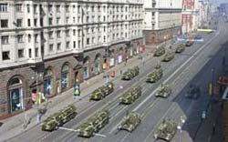 Rssia realiza maior desfile militar desde o fim da URSS