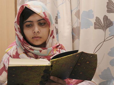 Menina atacada pelo Talib rejeita que faculdade tenha seu nome