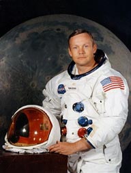 Cheque de US$ 10,50 de Neil Armstrong  leiloado na web 