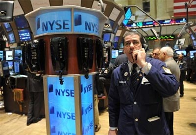 Queda na confiana derruba Wall Street 