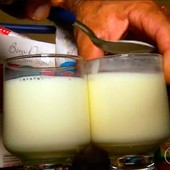 Procon encontra leite estragado em supermercado de Natal