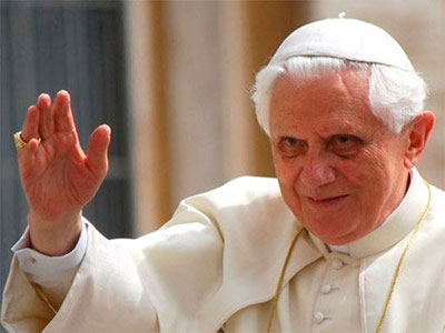 Porta-voz do Vaticano critica boatos sobre guerra de poder na Igreja  