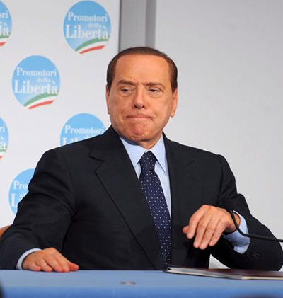 Juzes rejeitam suspenso de julgamento contra Berlusconi 