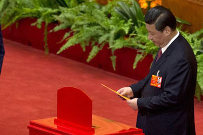 Xi Jinping nomeado presidente da China pelo Parlamento  