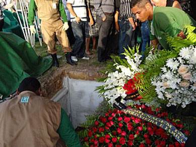 Ex-ministro Fernando Lyra  enterrado em Pernambuco 