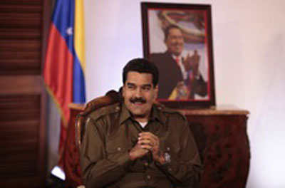 Capriles desafia Maduro a debate antes da eleio presidencial  