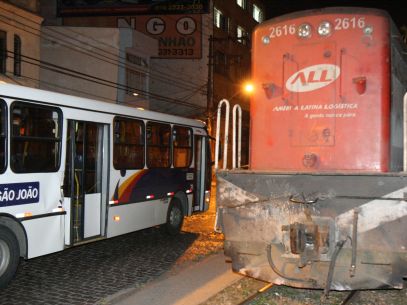 Dois acidentes envolvem trens em Sorocaba  
