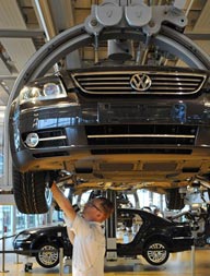  Volkswagen anuncia corte de todos os trabalhadores temporrios