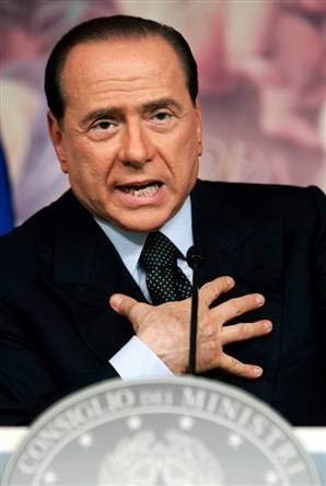 Berlusconi exige desculpas  mulher