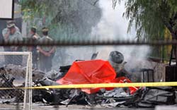Queda de avio num ginsio esportivo no Chile mata 8 pessoas