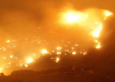 Incndios florestais ameaam reas povoadas na Califrnia