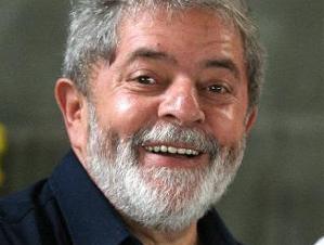 Lula critica expulso de Kak e elogia seleo