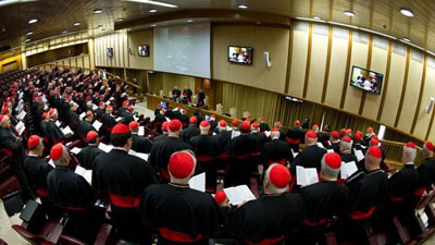 Organismo financeiro vaticano descobriu 6 transaes suspeitas em 2012
