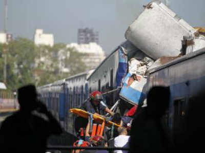 Governo argentino investigar causas de acidente de trem em Buenos Aires
