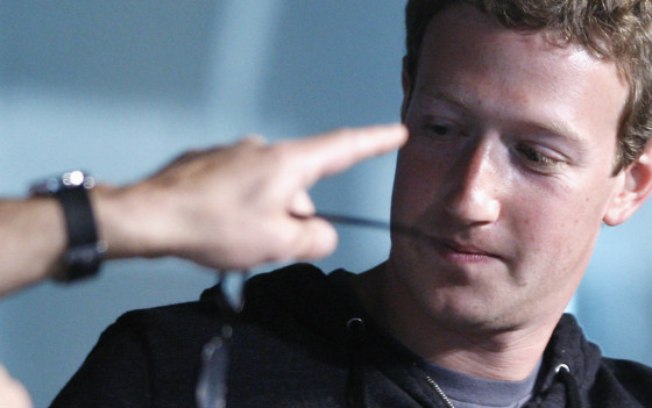 Fundador do Facebook telefona a Obama para reclamar de espionagem