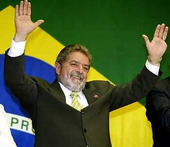 Ausente, Lula diz a Davos que crise no serviu para repensar economia