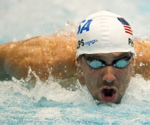 Michael Phelps volta a nadar e j lidera prova com melhor te