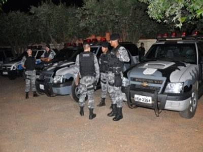 PM e MPE prendem suspeitos de trfico de drogas em Coxim