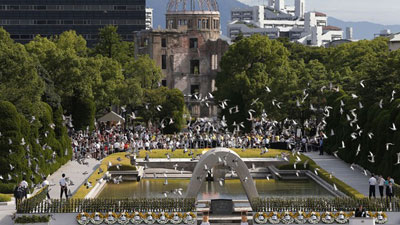 Em meio a debate nuclear, Japo lembra os 67 anos de Hiroshima