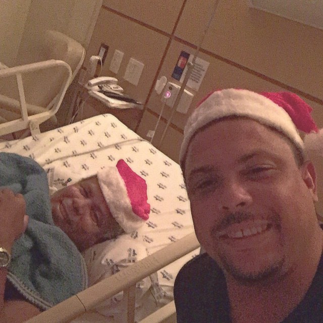 Cirurgia de emergncia de Pai de Ronaldo foi um sucesso