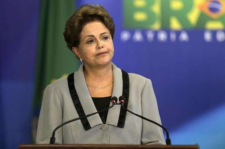 Dilma no far discurso em rede nacional no Dia do Trabalho,