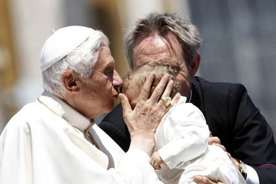 Aps vazamento, Papa reafirma confiana em seus colaboradores