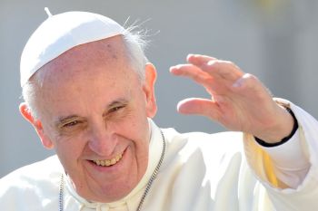 Documento do Vaticano diz que Igreja deve ser mais tolerante com os gays