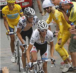 Frank Schleck conquista 17. etapa da Volta da Frana