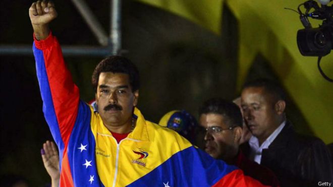 Maduro cita golpe, confirma priso de prefeito e pede 