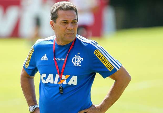 Luxemburgo minimiza derrota do Flamengo e garante luta pela