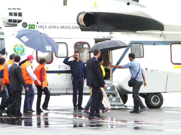 Dilma chega ao ES para sobrevoar reas de risco por causa da chuva