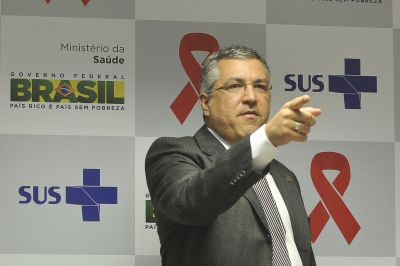 Vrus da aids infectou 600 mil pessoas no Brasil em 30 anos